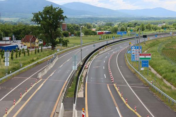 A magyarországi M30-as gyorsforgalmi út R4 Kassa (Košice ) – Migléc (Milhosť) szakaszhoz csatlakozása